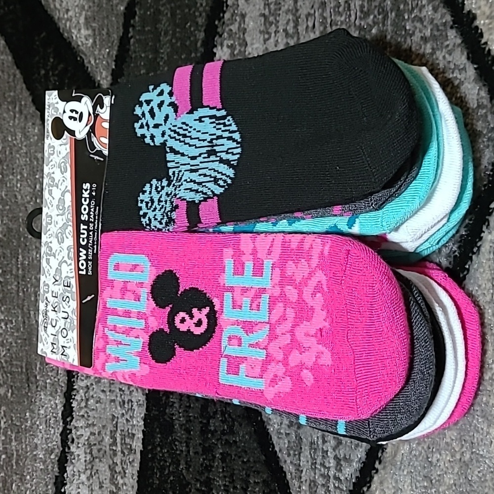 DISNEY MICKEY MOUSE MULTICOLOR ULTIMATE COLLECTION LICENSED LOW-CUT SOCKS 10PAIR
